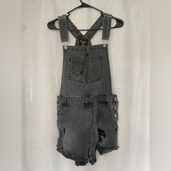 Love Tree Pants - Love Tree Black Denim Distressed Overall Shorts